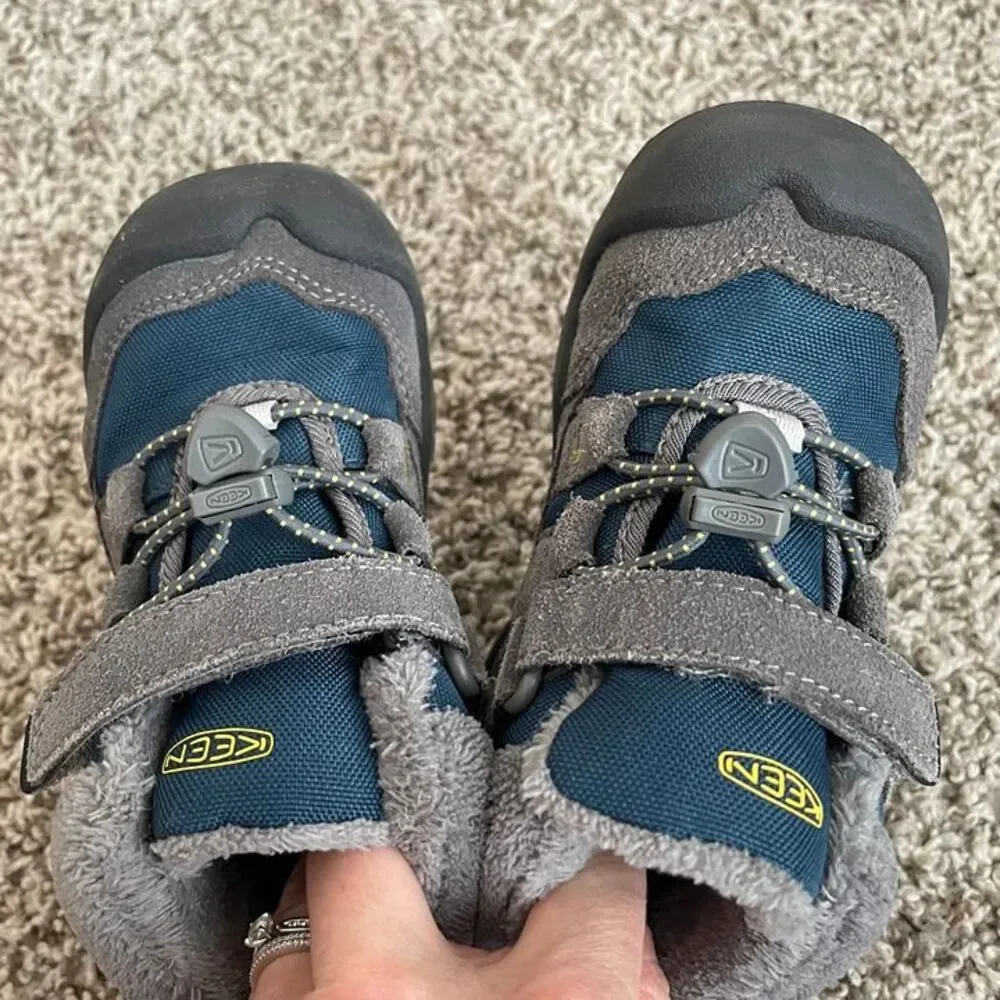 Keen gray navy